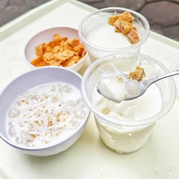 Sữa chua trân châu cốt dừa